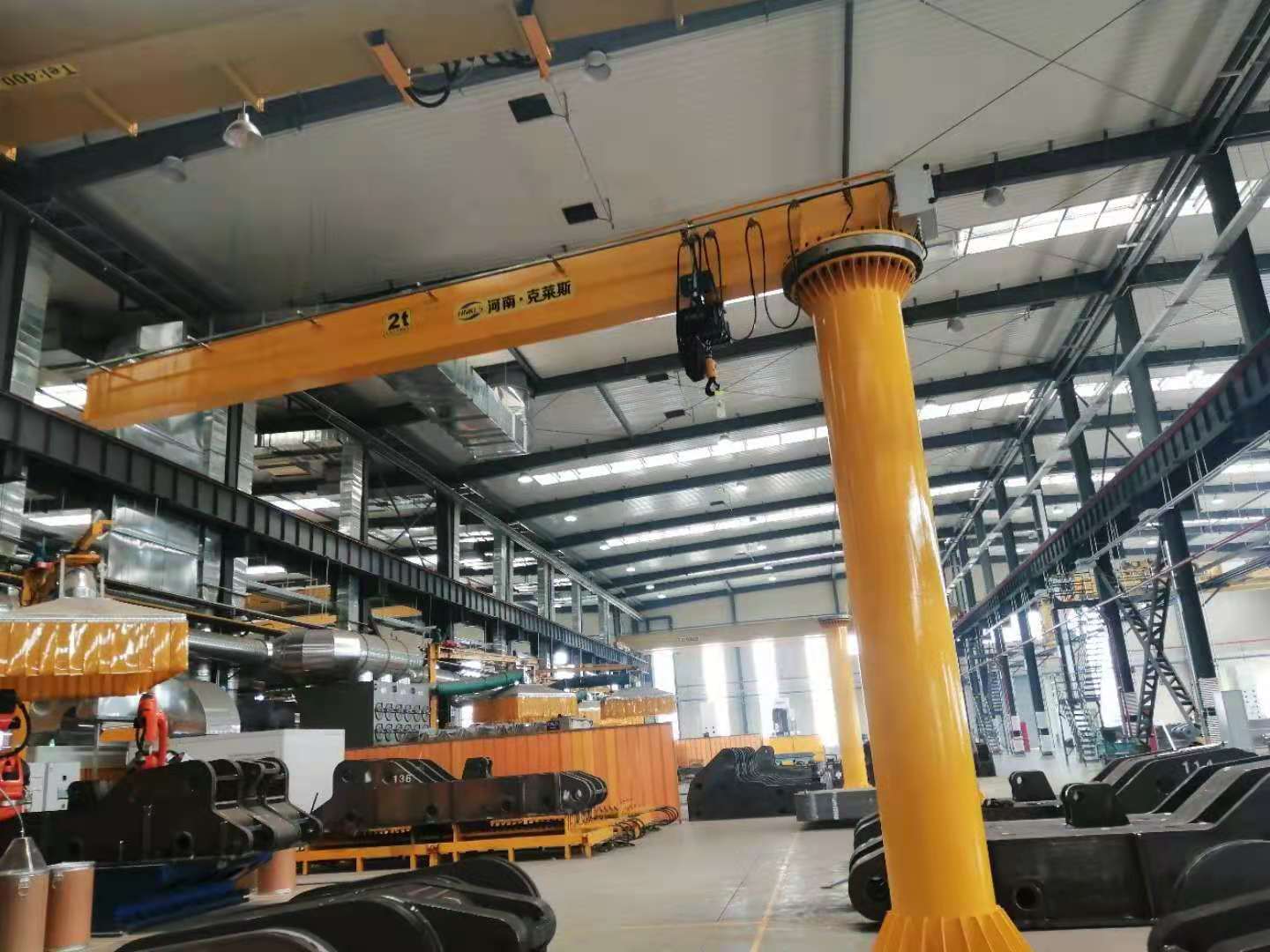 移動(dòng)(dòng)懸臂吊起重機(jī)(jī)