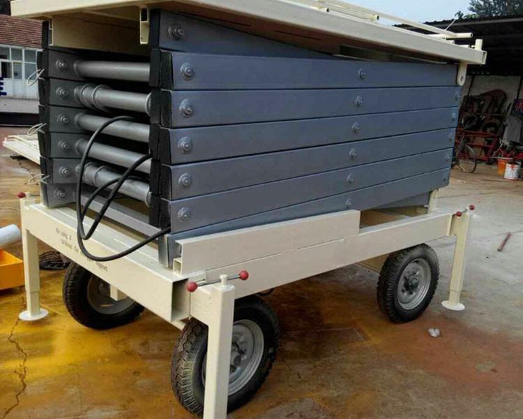 移動(dòng)式剪叉平臺(tái)